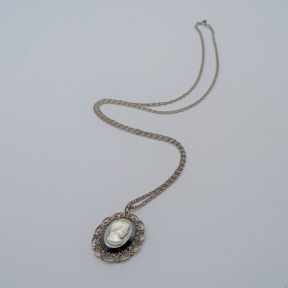 Silver Tone Cameo Pendant Necklace - Picture 6 of 6